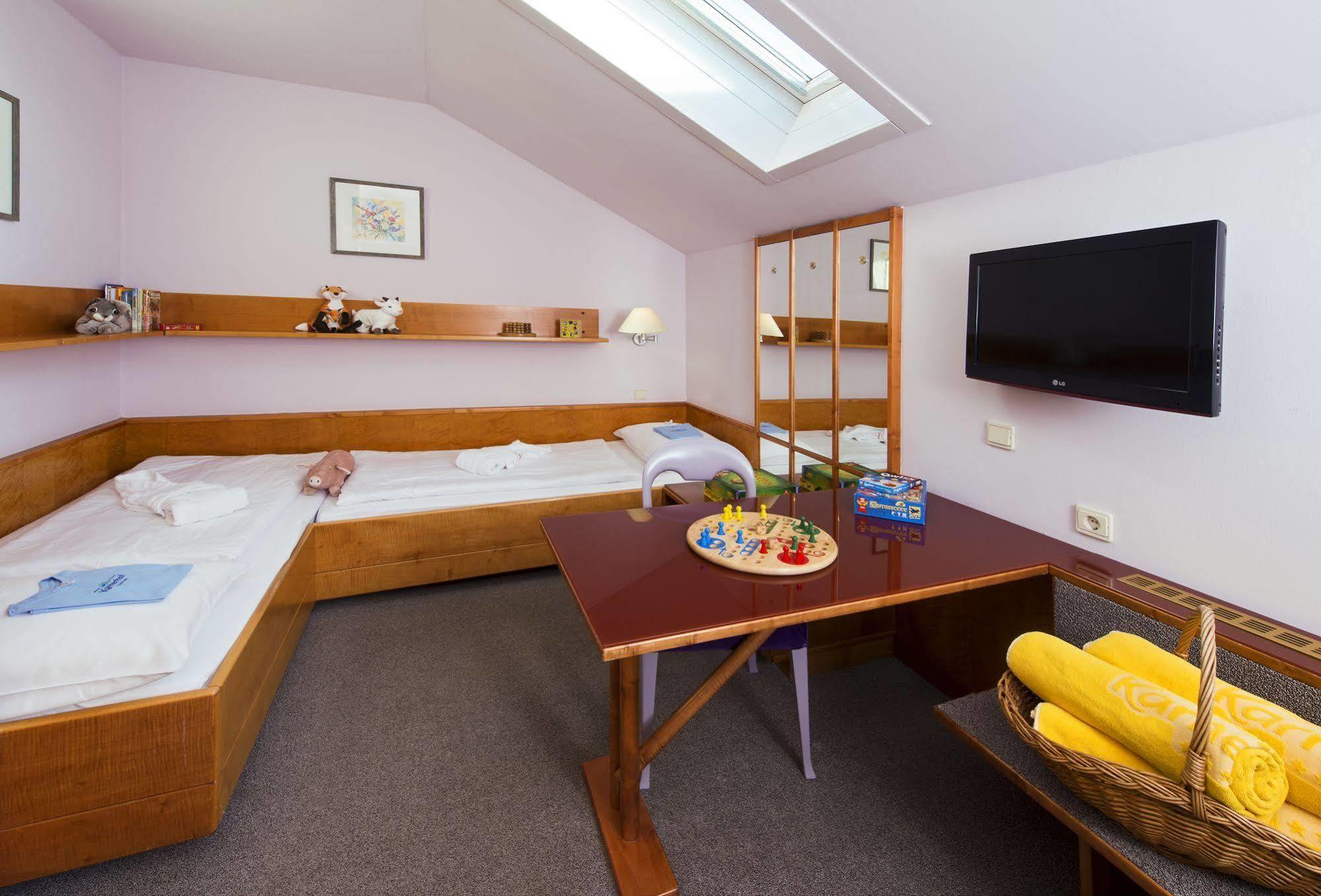 Hotel Karnerhof Villach Esterno foto